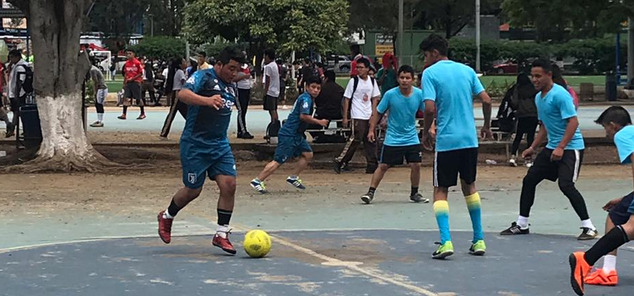 Campeonato de fútbol a beneficio de Fundación Yarol León